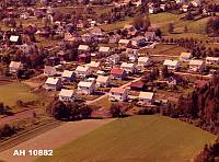 Henstad Nordøst.  Trøgstadveien i bakgrunn.